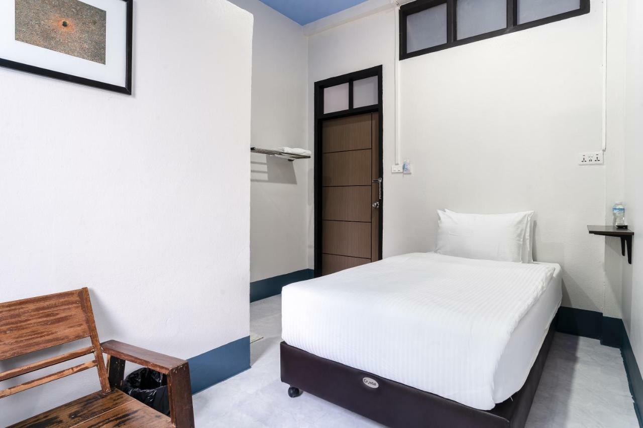 Udomsuk Hotel Satun Extérieur photo